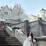 Neuschwanstein Kalesi: Sislerin İçinden Doğan Bir Hayal Krallığı