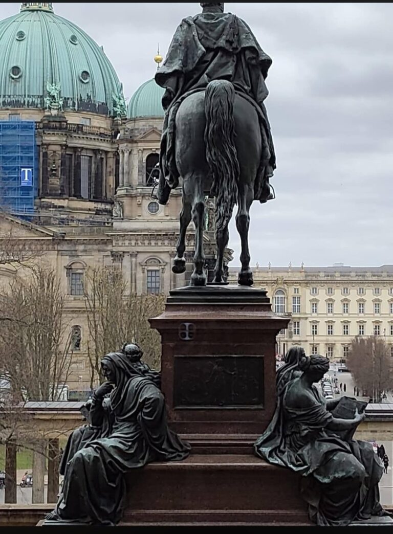 8d0d53d3-a23b-43dd-96e5-69f86ecd7f4a(1)