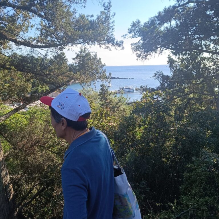 a5586ef2-d189-4263-bc52-b53a34f0c4f4