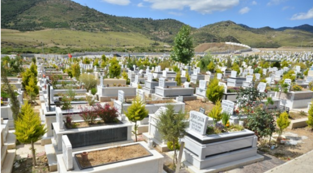 mezarlık