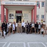 Mersin Anadolu İHL Yazarlık Atölyesi’nden Anlamlı Ziyaret: İlk Şiir Sergisi Heyecanı Hoca Ahmet Yesevi’de…
